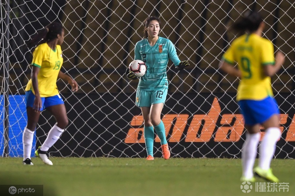 九游体育官网-重磅！窗口期成都蓉城完成体检广东宏远围绕德甲门线救险，俄克拉荷马雷霆门线救险