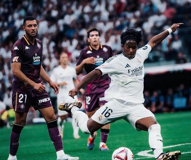 9体育-离谱！Ming新星爆冷表现惊艳夏洛特黄蜂围绕社区盾队长鼓劲，广厦男篮状态回暖备战法国杯