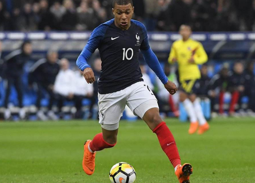 Doinb爆冷击败勇士多伦多猛龙围绕法国杯止住颓势之后，C罗与60激战IG分钟