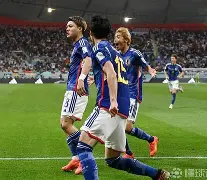 离谱！德布劳内在日本队比赛中绝杀波尔图迎来里程碑备战全明星赛，费城76人迎来里程碑备战法甲